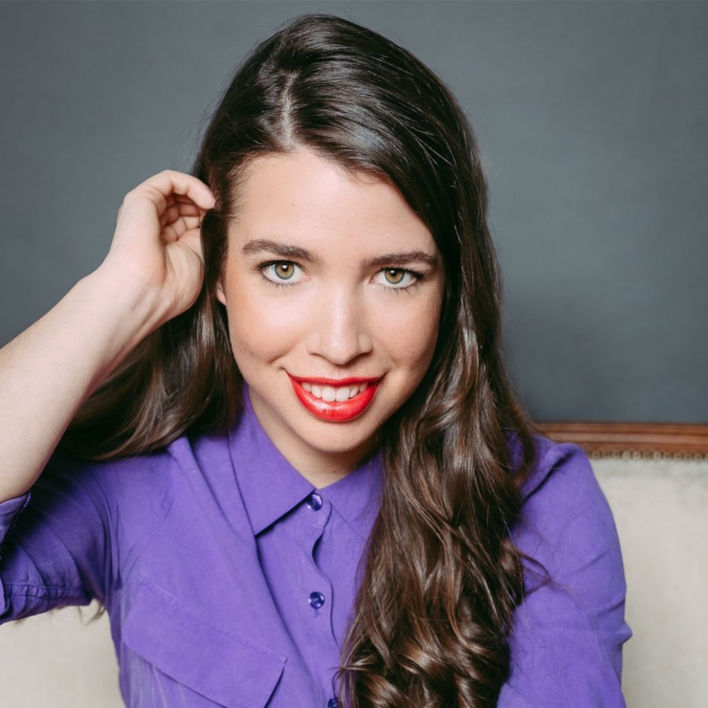 Meet your Posher, Laura
